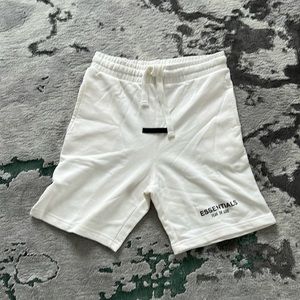 Essentials Small Size short